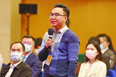 “走過千山萬水，從沒有忘卻來時(shí)的路”