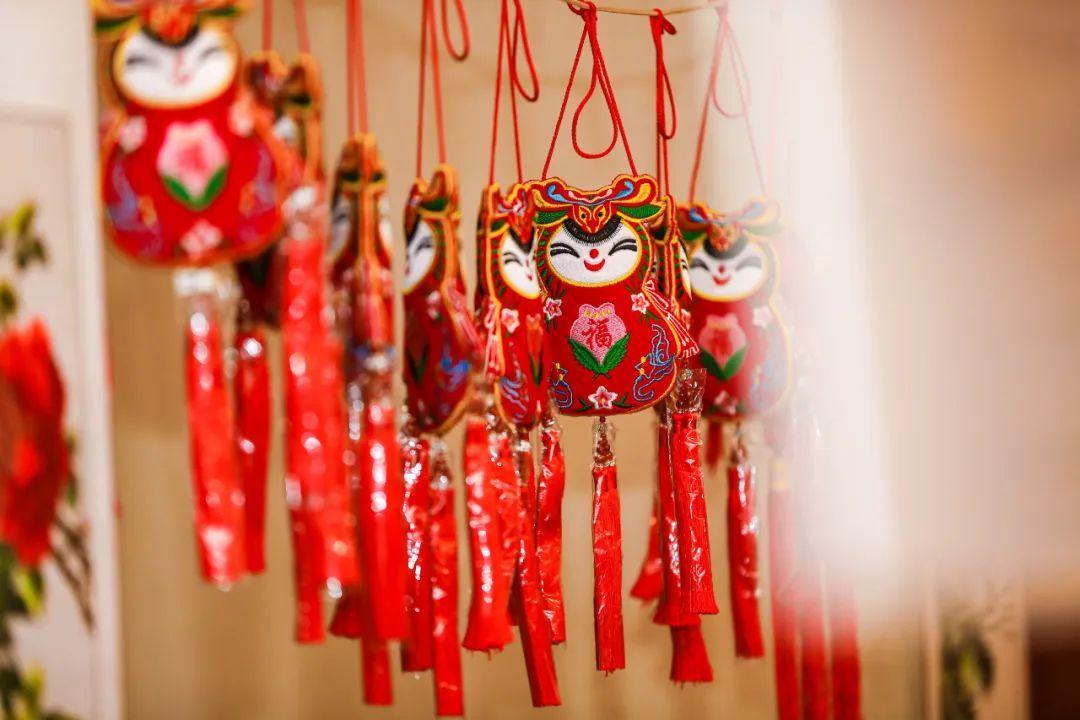 香約慶陽 包容天下丨慶陽香包，一針一線 送出如意祝福
