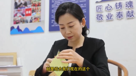 慶陽市民間布貼畫藝術(shù)代表性傳承人 李慶英：深化創(chuàng)新，讓布貼畫煥發(fā)新的生機